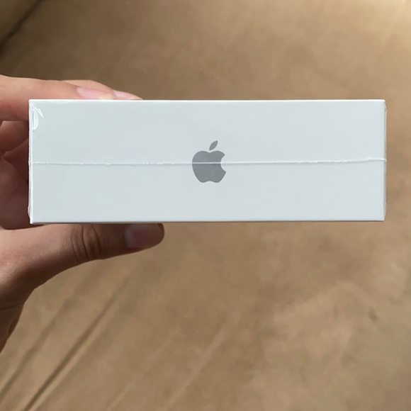 First Generation AirPods for $120! - Picture 3 of 5